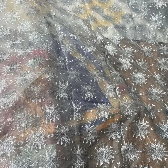 A tone to tone beautiful grey chiffon dupatta. Super light and super classy! - Picture 2 of 2